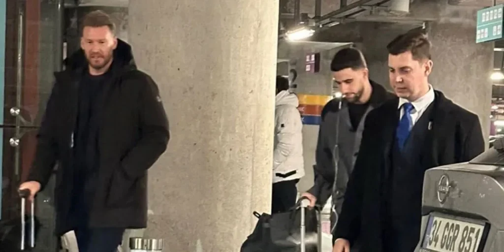 Direttore sportivo Ajax incontra l'agente di Edson Álvarez a Istanbul