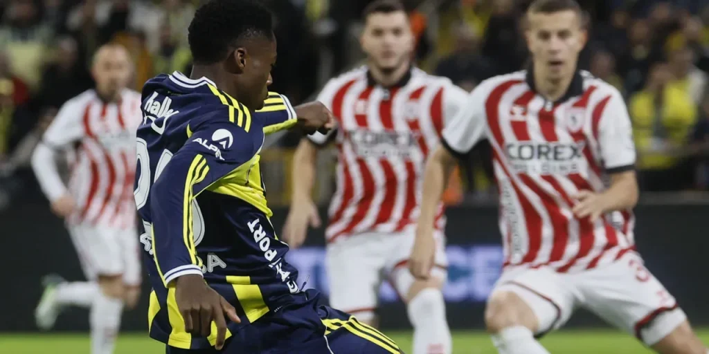 Anthony Musaba fa assist al quarto minuto nella sua prima partita con Fenerbahçe