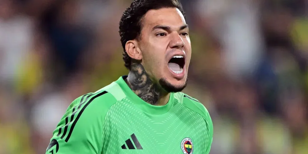Ederson sospeso dopo gesto controverso ai tifosi del Çaykur Rizespor