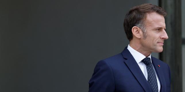 Crisi Politica in Francia: Emmanuel Macron Annuncia un Nuovo Primo Ministro per Risolvere lo Stallo Governativo