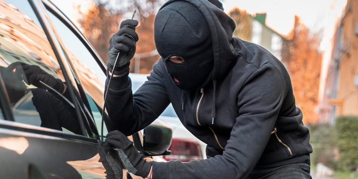 Guida pericolosa a Michurinsk: un ragazzo di 17 anni arrestato dopo un incidente stradale con un'auto rubata