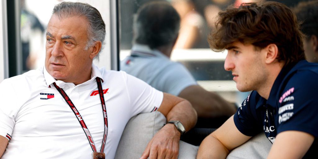 Cambio di Direzione per un Ex Pilota di Formula 1: Le Possibili Conseguenze per il Mondo della Formula 1