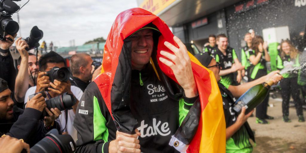 Nico Hülkenberg in un momento di grande felicità osservato dai fan tedeschi