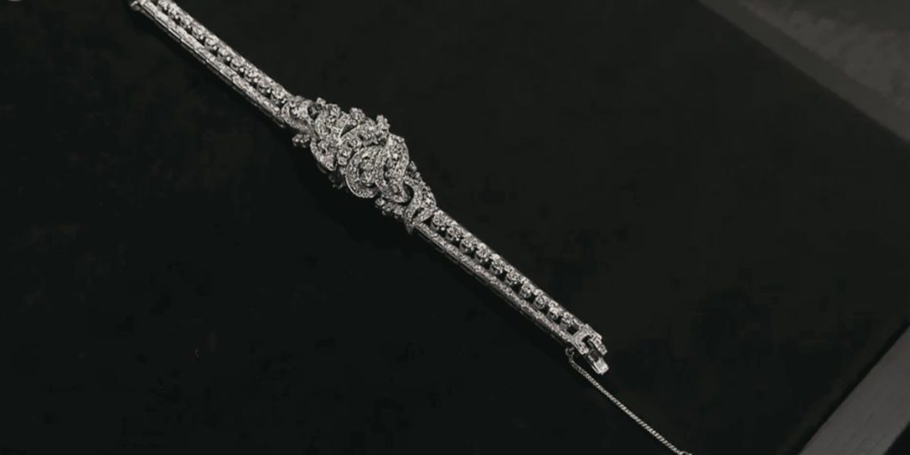 Un Bracciale Emozionale Sconvolge Horst Lichter a Bares für Rares