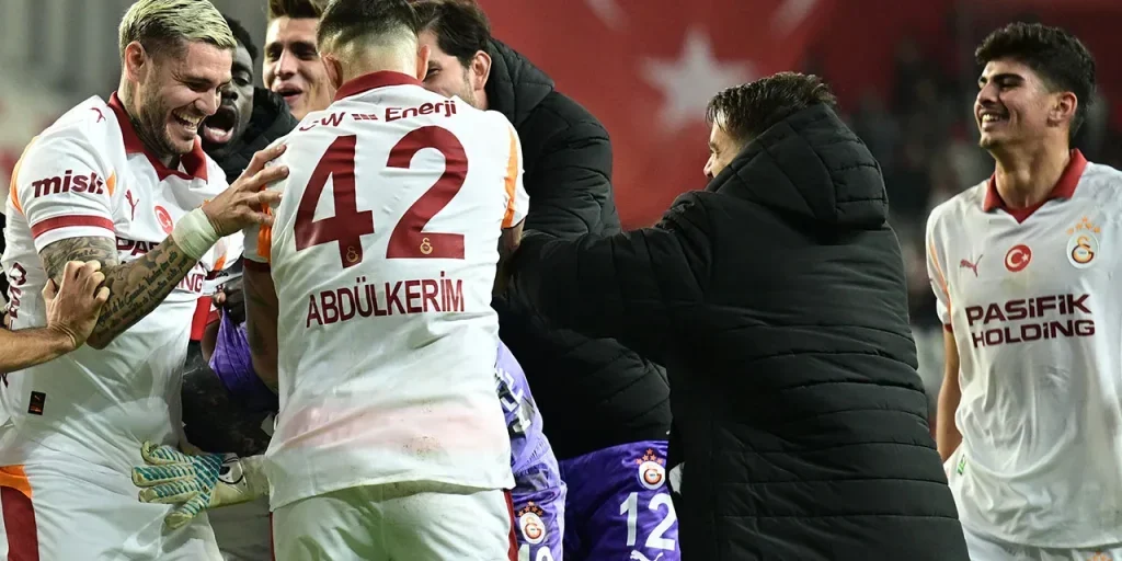 Arda Ünyay e Yunus Akgün rispondono alle critiche dopo la partita contro l'Antalyaspor