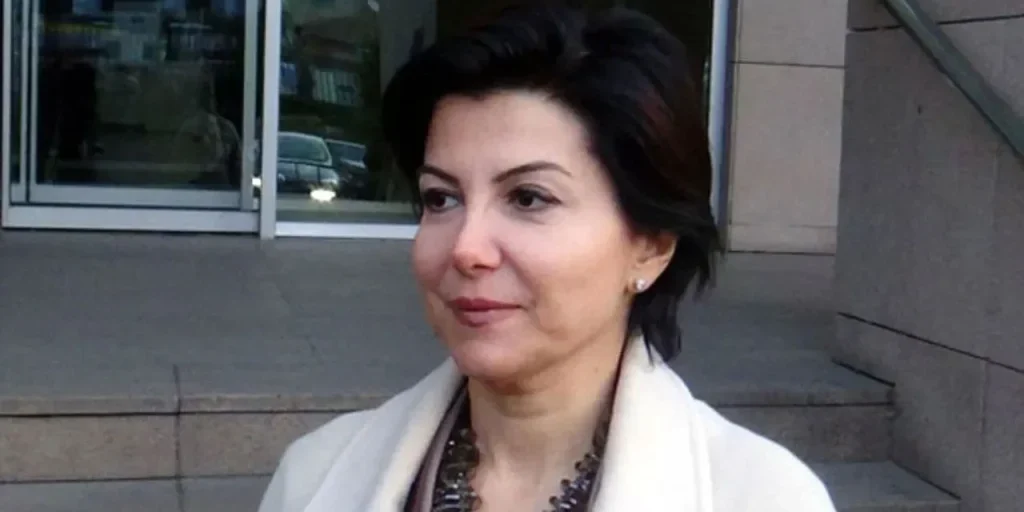 Giornalista Sedef Kabaş arrestato