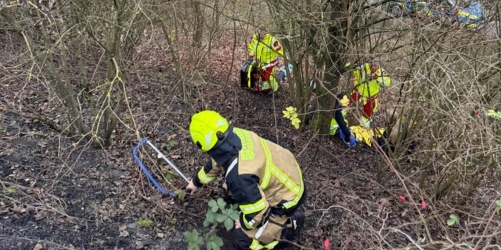 Uomo trova bambino senza sensi su collina di Gelsenkirchen e chiama i soccorritori