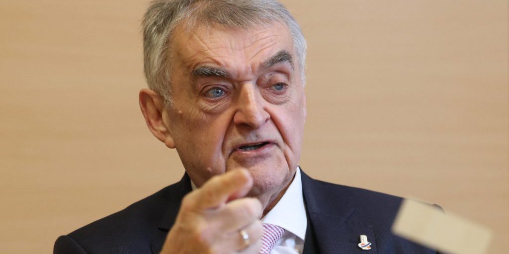 Polizia di Gelsenkirchen: il ministro Herbert Reul commenta il furto bancario di un milione di euro