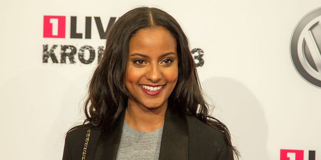 Sara Nuru Rompe il Silenzio: L'Importanza dell'Autonomia e del Denaro per le Donne