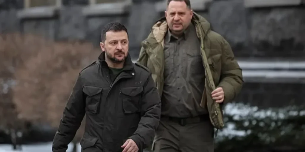 Zelensky annuncia la dimissione di Andriy Yermak, capo dell'ufficio presidenziale, dopo perquisizione e accuse di corruzione