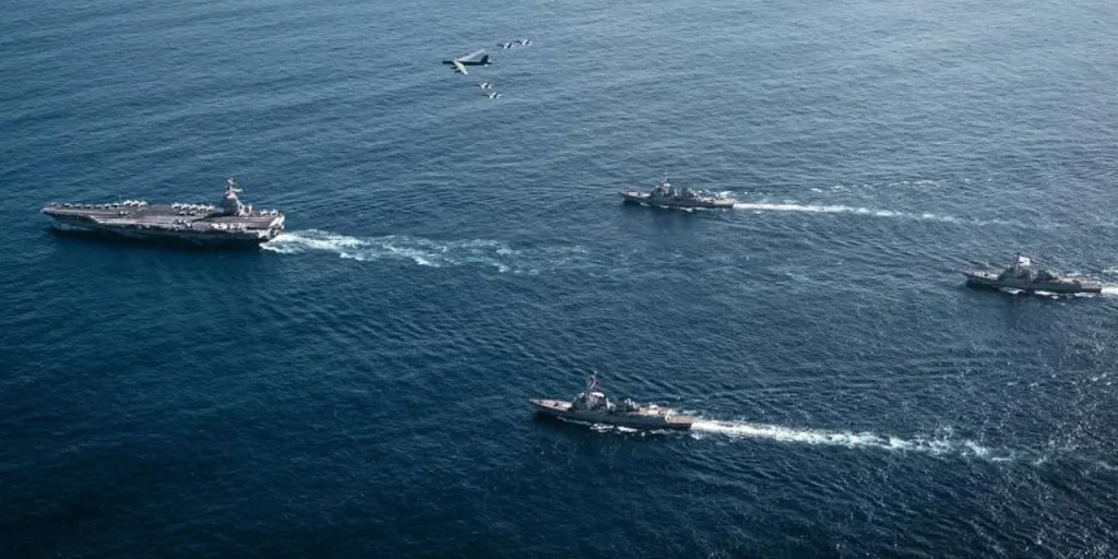 USS Gerald R. Ford, la più grande portaerei, entra nel Mar dei Caraibi per l'Operazione Southern Smoke