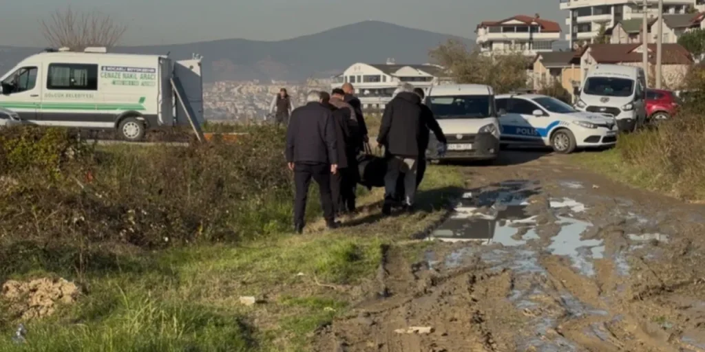 Giovane donna trova il suo ragazzo morto a Kocaeli dopo averlo seguito con un'app di localizzazione