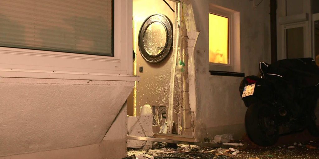 SEK entra in appartamento di Herdecke: tre arresti e sospetto grave