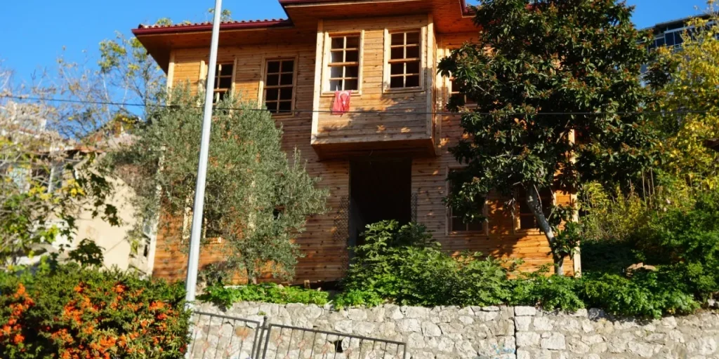 Restauro della casa di Hulusi Kentmen rimane incompleto dopo cinque anni