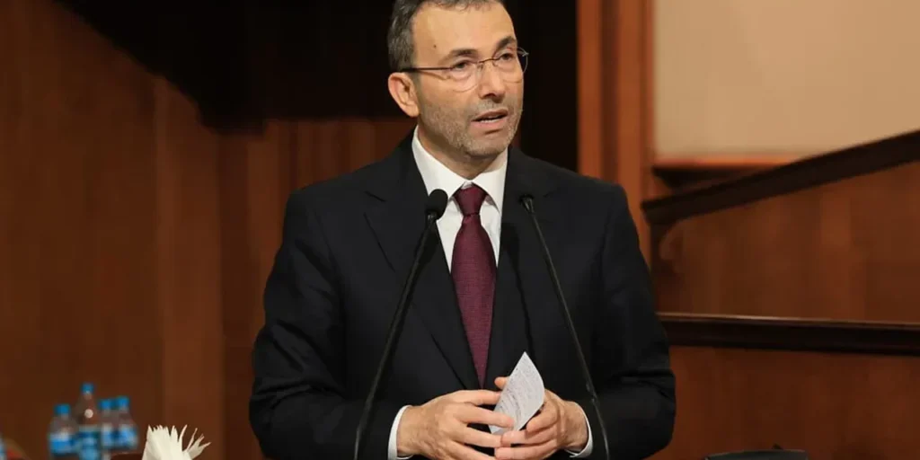 Sindaco di Pendik denuncia corruzione, ma membro CHP chiude il microfono al Consiglio della Municipalità Metropolitane di Istanbul