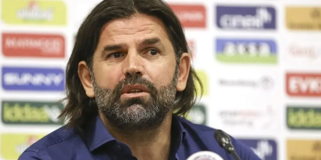 Iğdır FK termina il rapporto con l'allenatore İbrahim Üzülmez