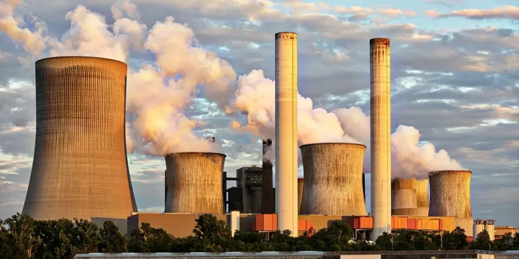 32 aziende del settore fossile responsabili della metà delle emissioni di CO₂ nel mondo