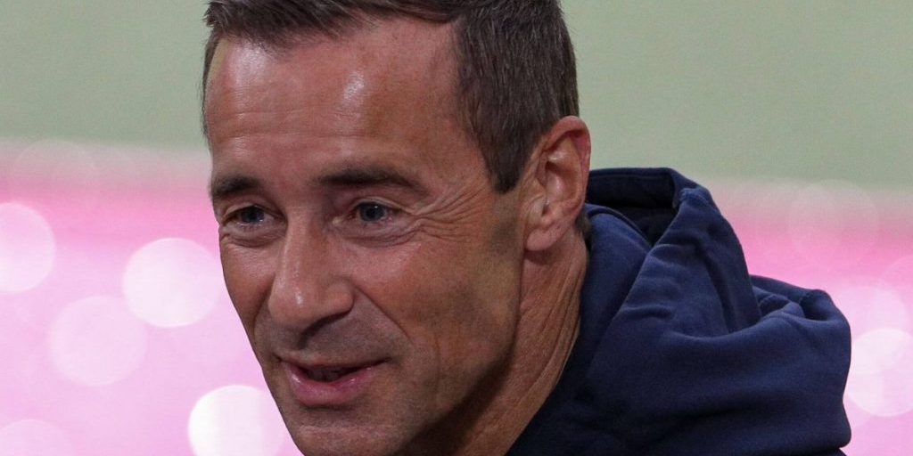 Kai Pflaume sbaglia risposta su luogo in “Wer weiß denn sowas?” causando imbarazzo