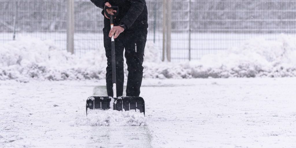 Rimozione della neve: responsabilità, sanzioni e come evitare multe