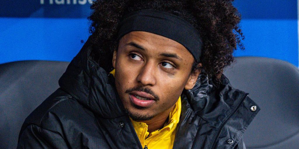 Karim Adeyemi: dichiarazioni sul caso controverso e posizione del Borussia Dortmund