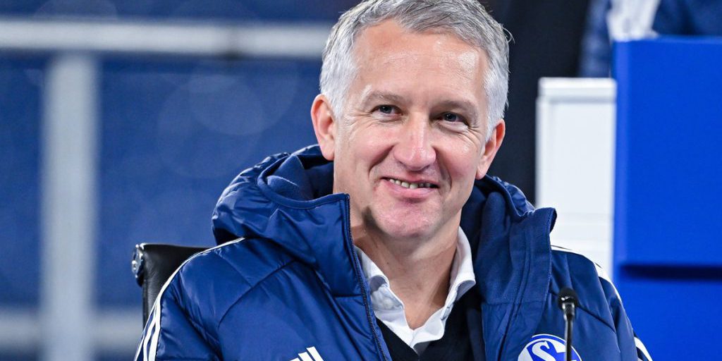 Frank Baumann rinnova il FC Schalke 04 per evitare un problema già presente
