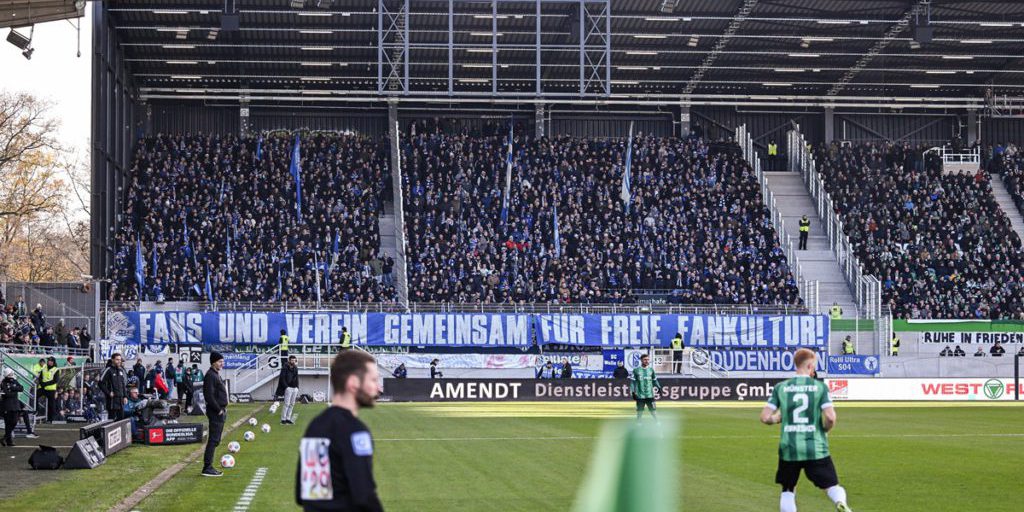 Silenzio dei tifosi del Schalke a Münster: il club risponde con chiarezza