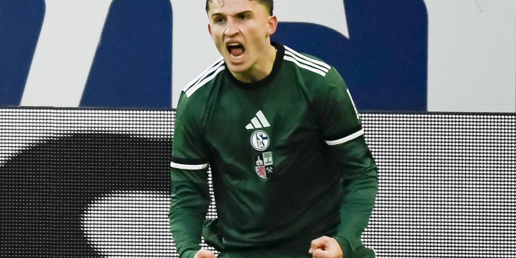 FC Schalke 04 vince il campionato autunnale grazie alla crescita di Vitalie Becker