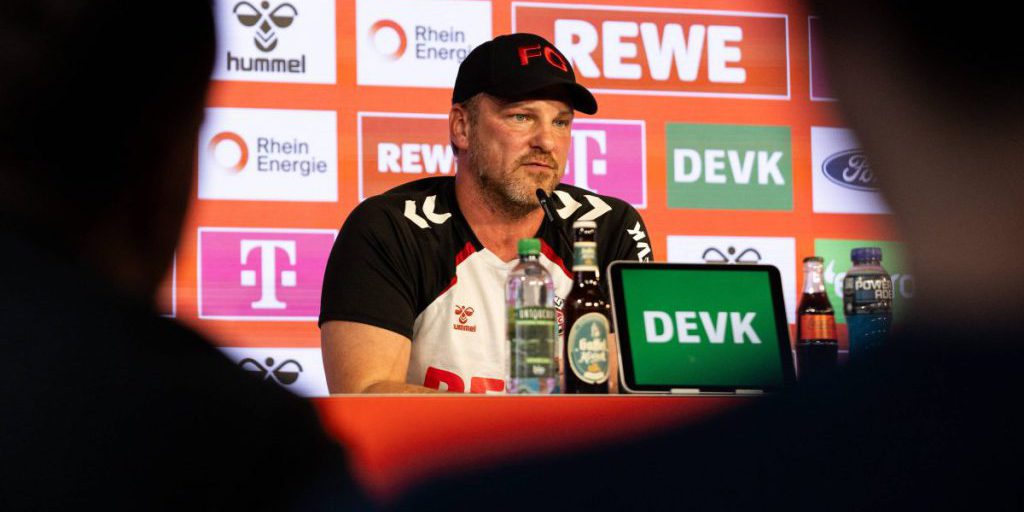 FC Köln: l’allenatore Lukas Kwasniok affronta l’incertezza con chiarezza