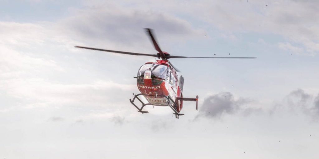 Junger Lkw-Fahrer bei A3-Unfall in NRW schwer verletzt ++ Hubschrauber-Einsatz ++ 11 Kilometer Stau