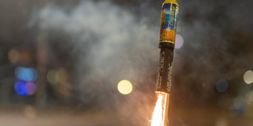 Donna morta a Würzburg per razzo di Capodanno: due parenti senza casa