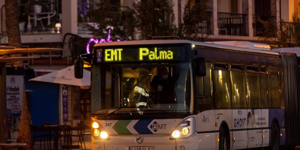 Maiorca aumenta la tassa turistica del 10% per i visitatori tedeschi: impatto sui costi delle vacanze