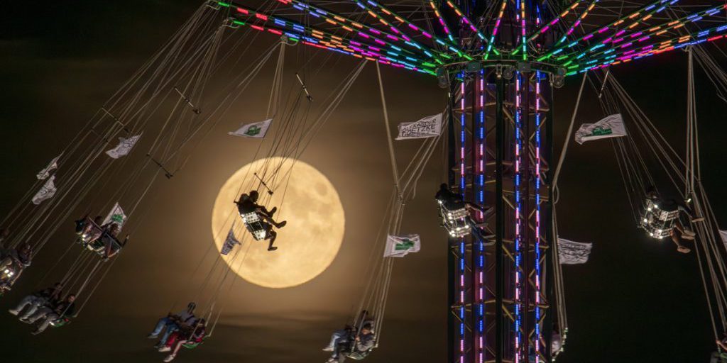 Tre segni zodiacali affrontano un weekend di Advent agitato e poco riflessivo