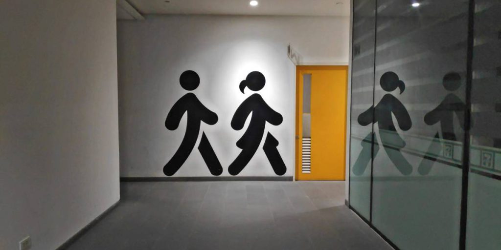 Perché i supermercati Aldi e Edeka non offrono servizi igienici ai clienti