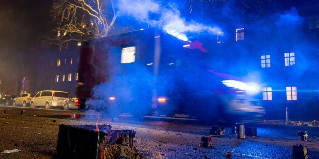 Andrea Plewig perde un occhio in un incidente con fuochi d'artificio durante Capodanno