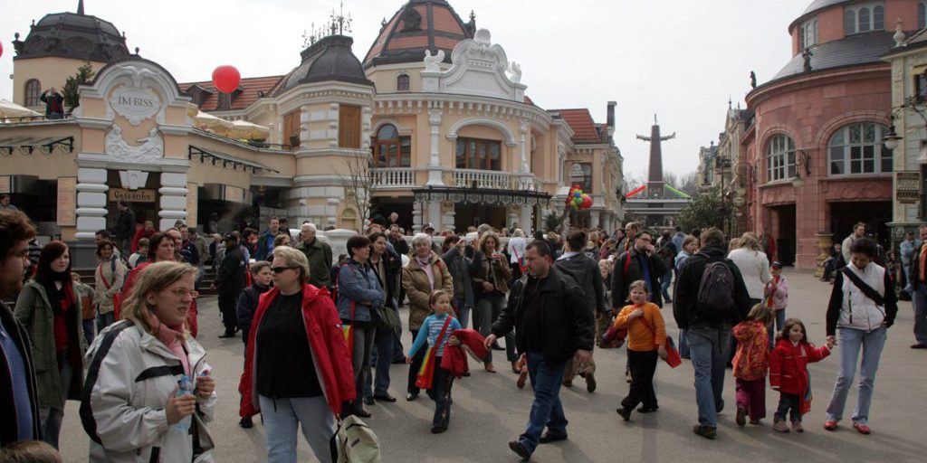 Phantasialand ganz vorne mit dabei – jeder Besucher merkt es, sobald er den Park betritt