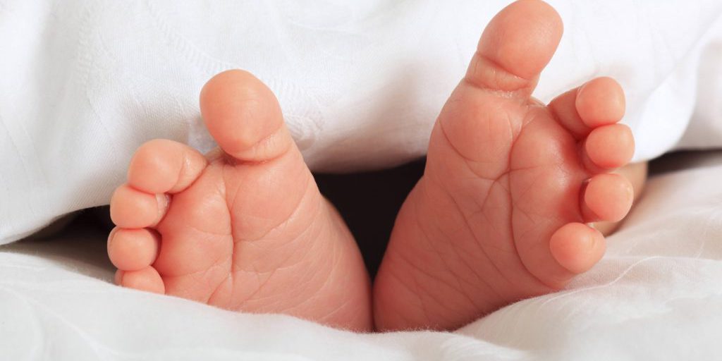 Donna nasce in auto a -11°C: parto in condizioni di freddo intenso