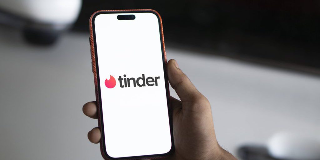 US-Soldaten im Tinderrausch am Ballermann: „Sieht’s in jedem Club in Deutschland so aus?“