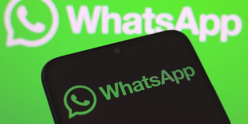 WhatsApp annuncia la fine dei bot di terze parti: cosa cambia per gli utenti a partire dal 2026