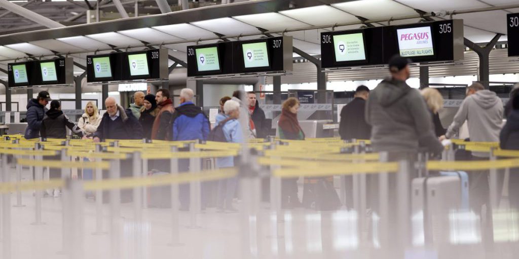 Cancellazione dei voli diretti in Renania Settentrionale-Vestfalia: impatto sui passeggeri e sull'economia locale