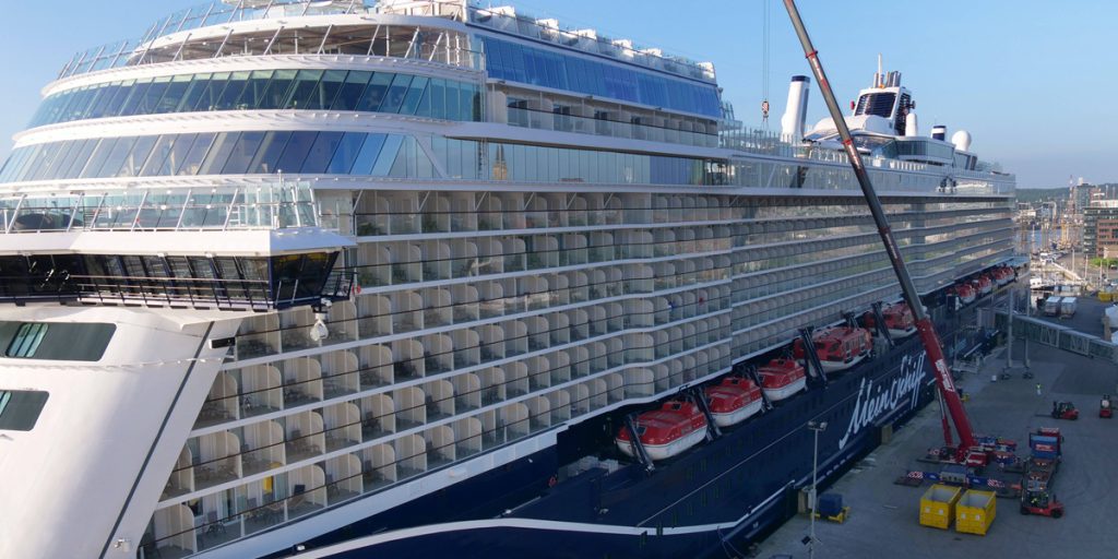 Paar bucht zum ersten Mal Kreuzfahrt – an Bord muss der Kapitän handeln