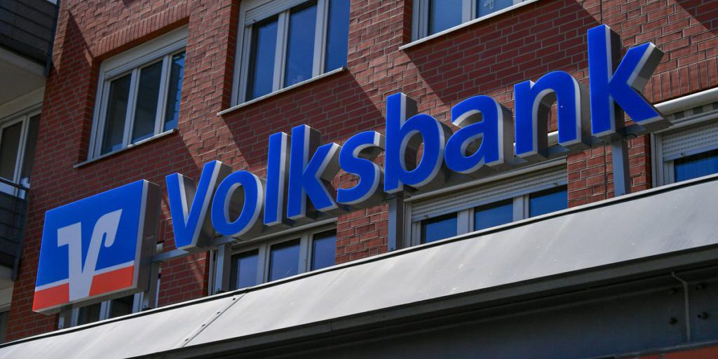 Sparkasse und Volksbank drohen Kunden mit Kündigung – wegen neuer Überweisungs-Regel