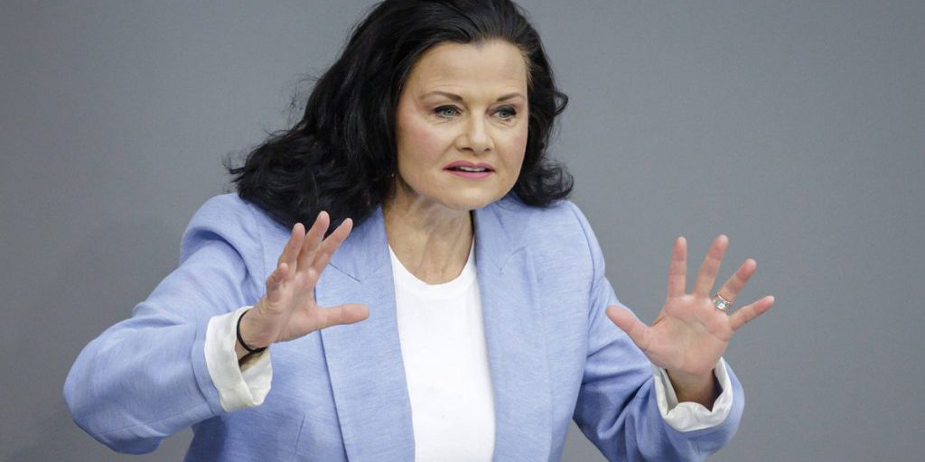 Für mehr Geld in der Staatskasse? CDU-Politikerin will diesen Feiertag streichen – Millionen betroffen