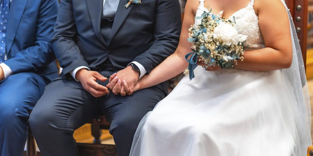 Coppia in luna di miele dona 1000 euro al rifugio per animali di Duisburg in un gesto di generosità senza precedenti