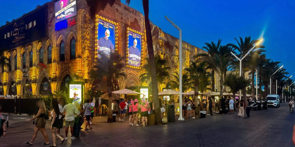 La Stagione a Mallorca Si Conclude: Ecco Chi Si Esibirà e Chi Sarà Assente alla Chiusura del Ballermann