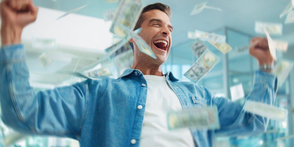 Mann geht in Supermarkt shoppen – plötzlich ist er Lotto-Millionär