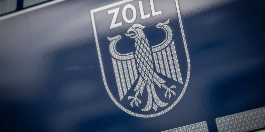 Polizia tedesca smantella bande di contrabbando di sigarette in Renania Settentrionale‑Vestfalia