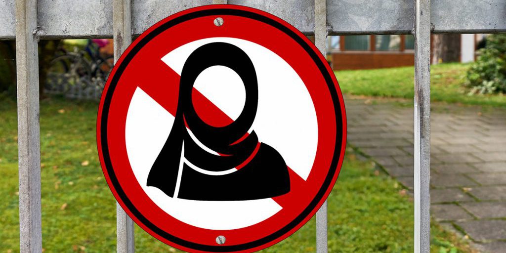 Austria impone divieto di copricapo per ragazze sotto i 14 anni nelle scuole, con multa di 800 euro