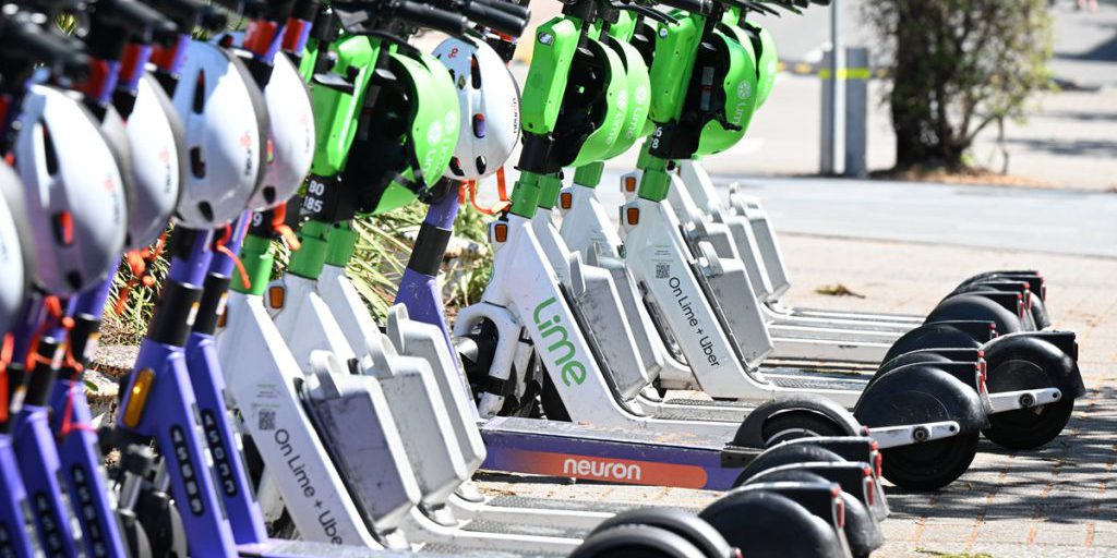 Nuove Regole per gli Scooter Elettrici: Sicurezza e Libertà in Bilico