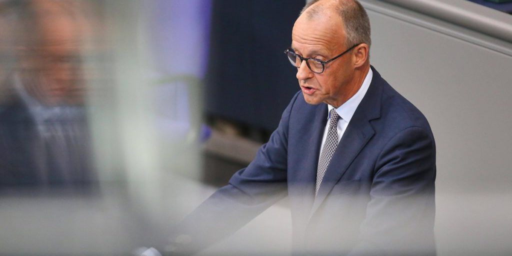 Merz affronta la critica sul tema delle pensioni: il Cancelliere risponde con chiarezza