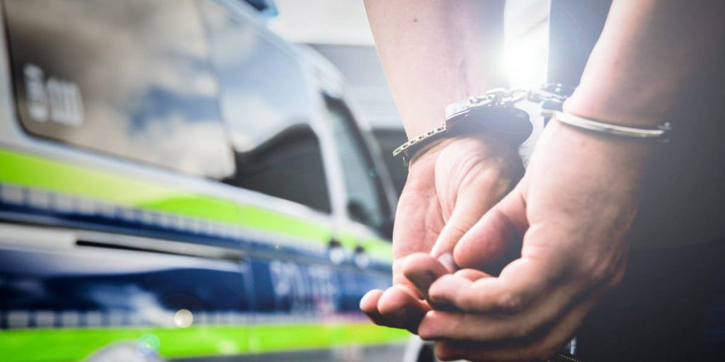 Arrestato a Magdeburgo un giovane di 21 anni per piani di attacco contro folle, un anno dopo la tragedia del mercato di Natale